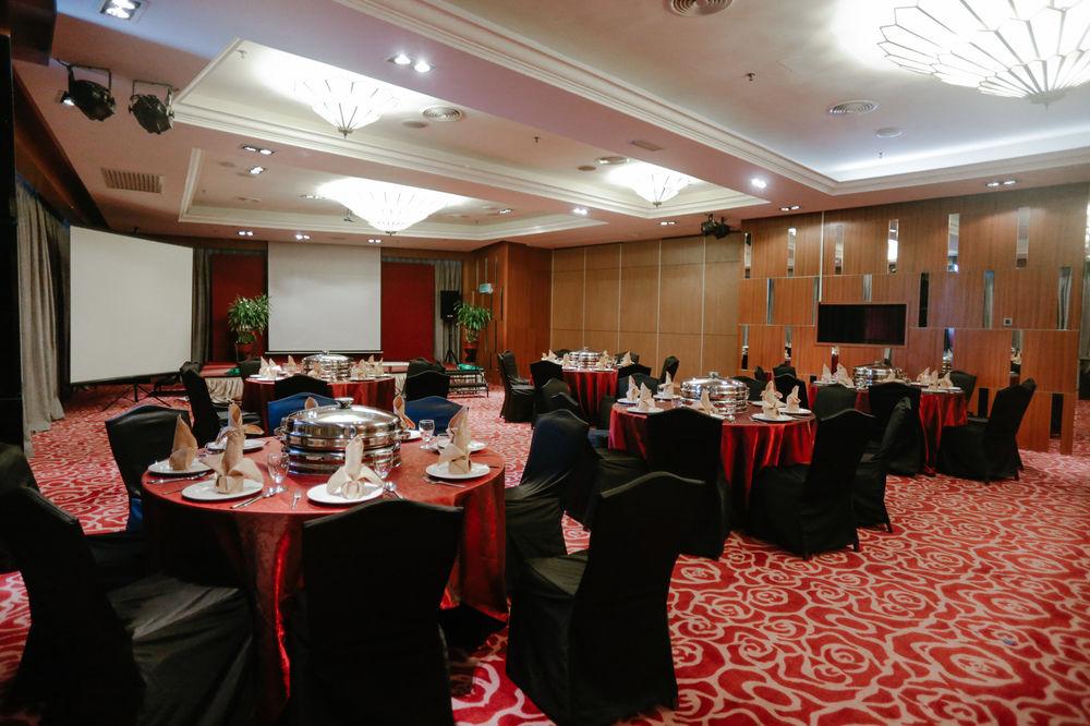 Hotel Granada Johor Bahru Bagian luar foto