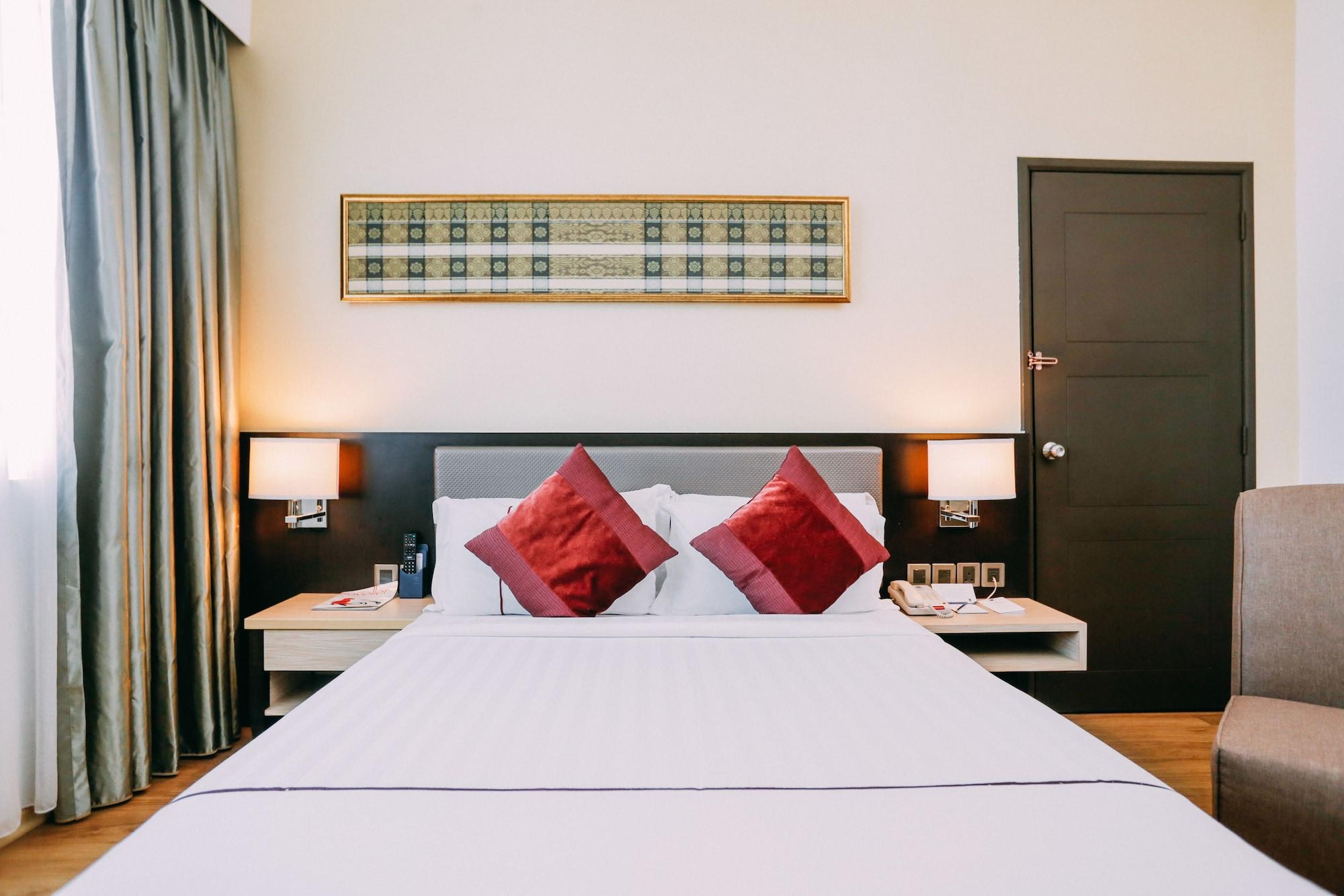 Hotel Granada Johor Bahru Bagian luar foto