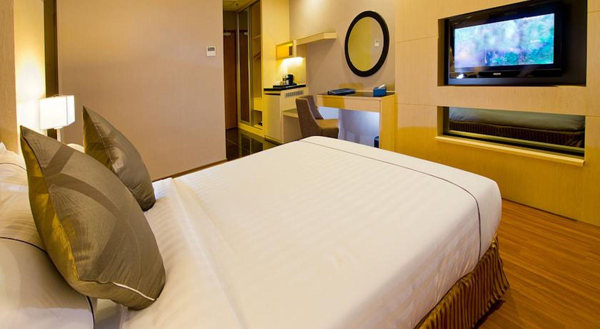 Hotel Granada Johor Bahru Bagian luar foto