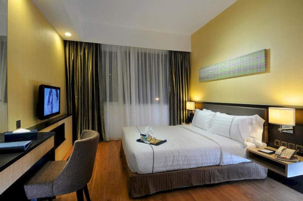 Hotel Granada Johor Bahru Bagian luar foto